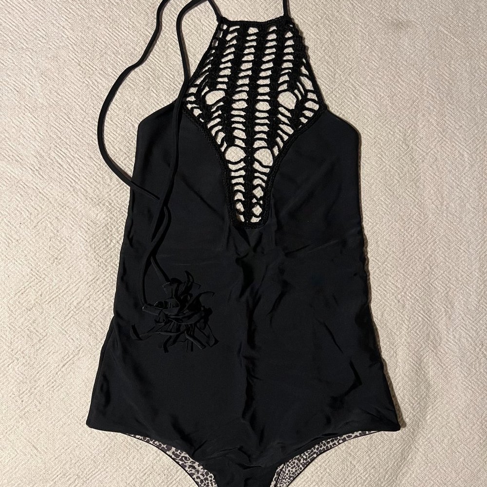ACACIA One Piece Swimsuit, X-SMALL, black *lasts forever*